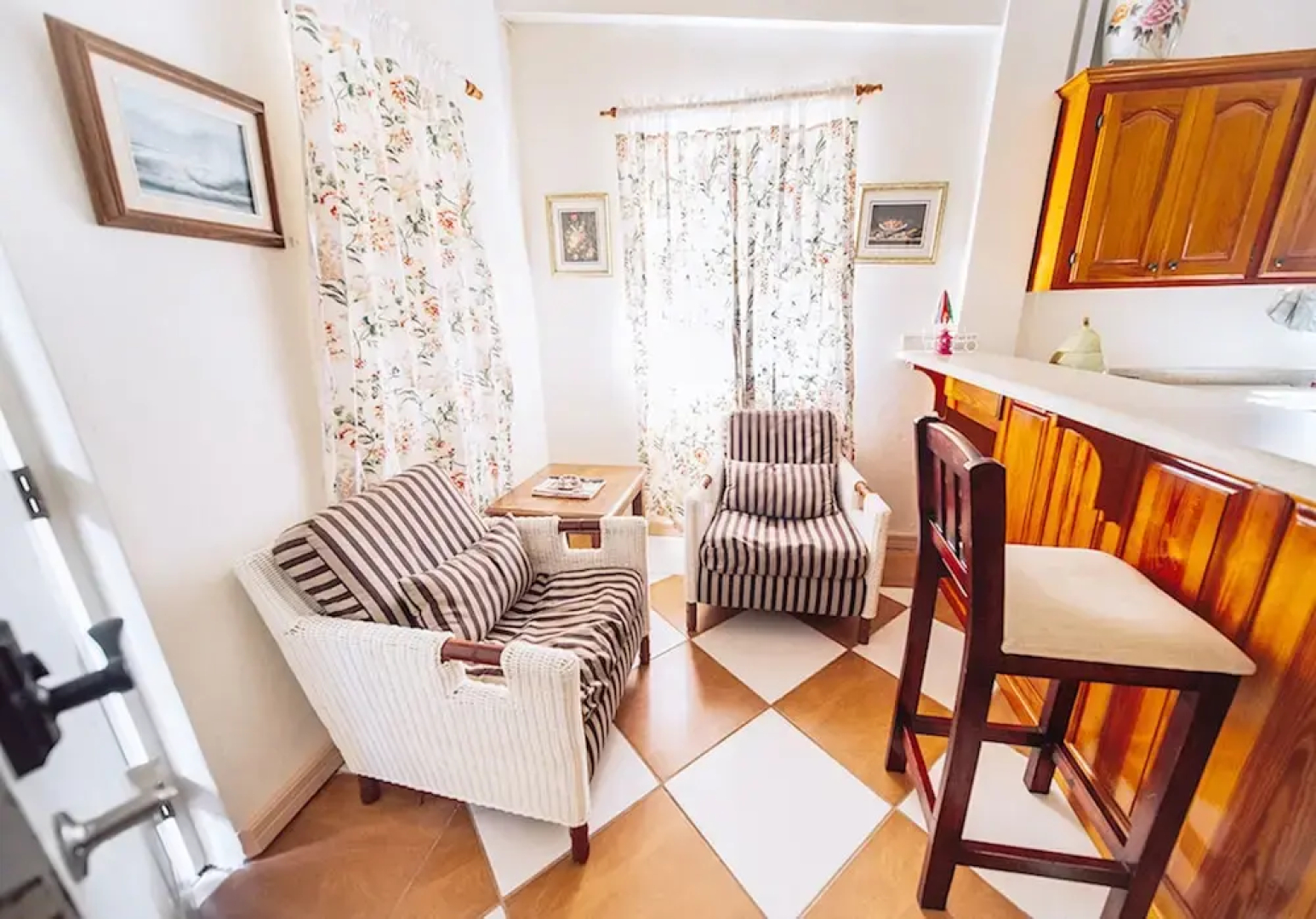 ClarenceVille Villa Apartments
