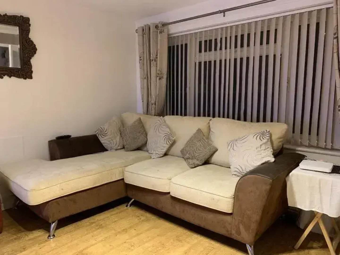 75ers Private Room (Adults Only)