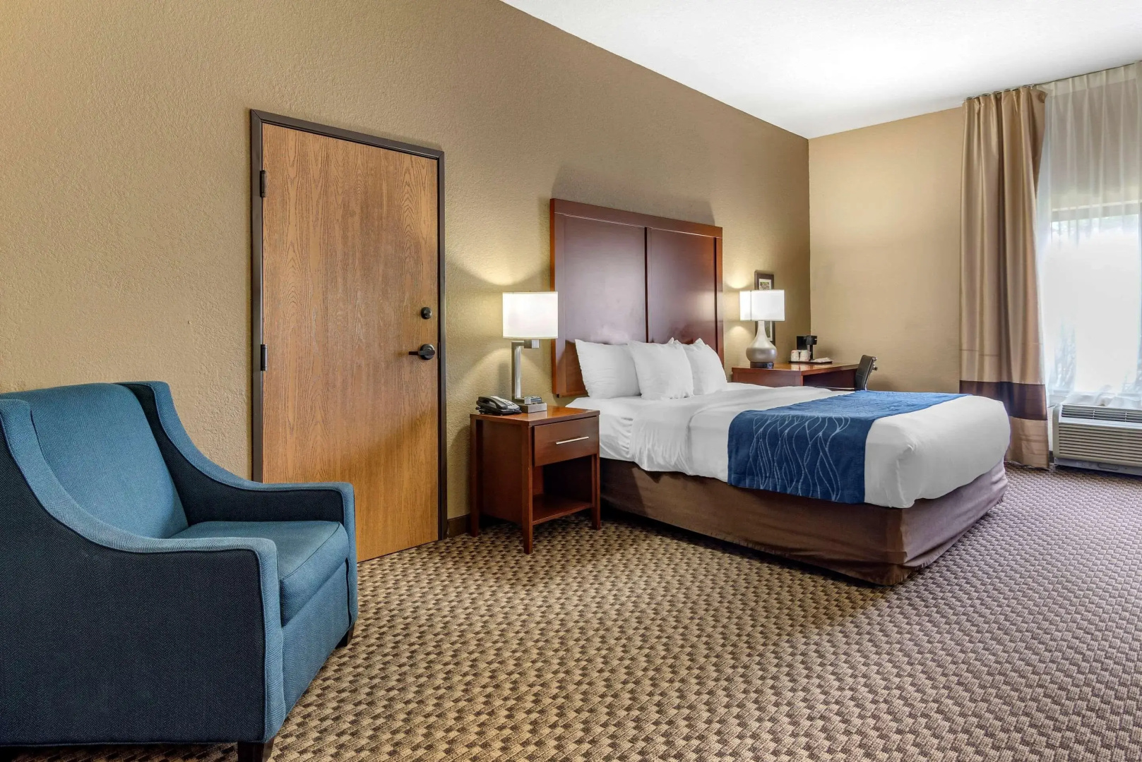 Comfort Inn & Suites Blue Ridge