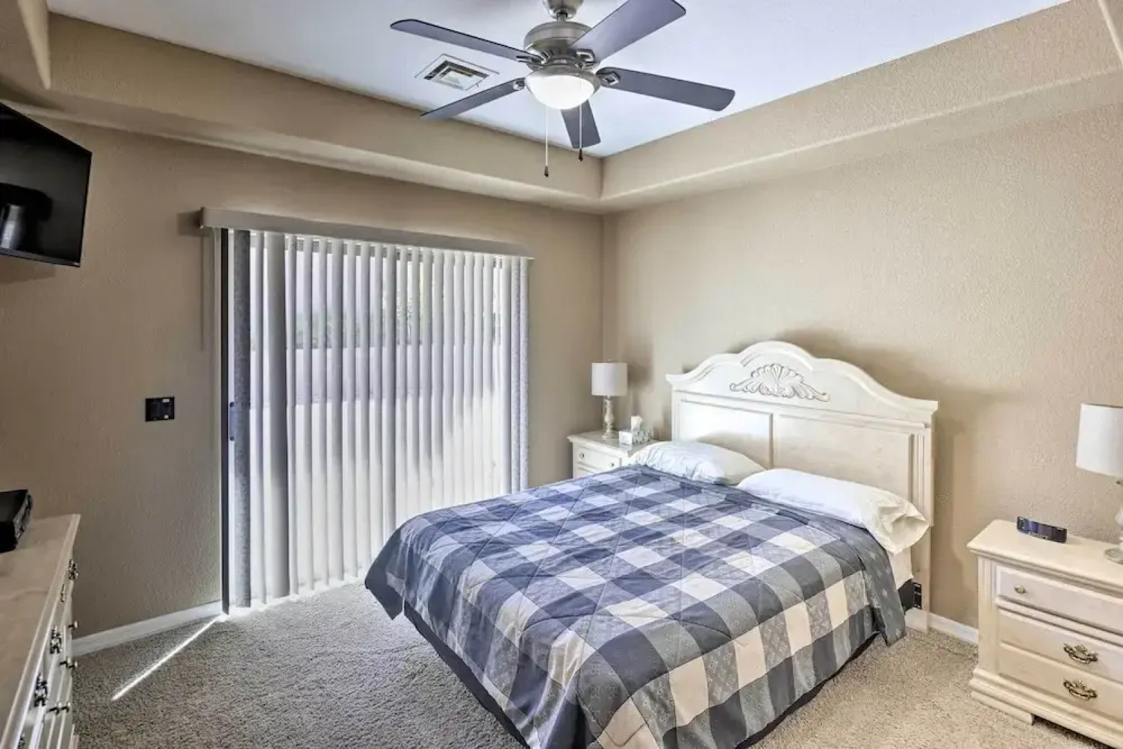 Patio + Lake Havasu View: Scenic Gated Retreat!