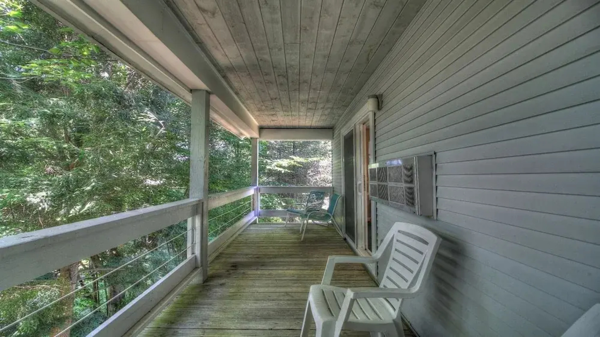 Killington Center Suite:  Perfect for families!  Sleeps 10 in 3BR/2BA renovated condo