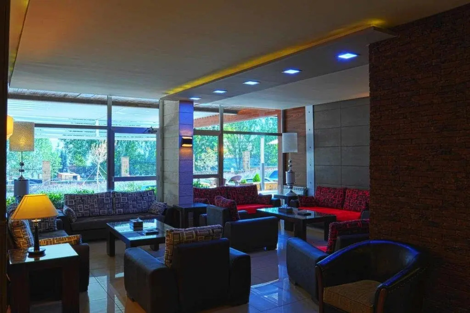 Serail Hotel & Lodging