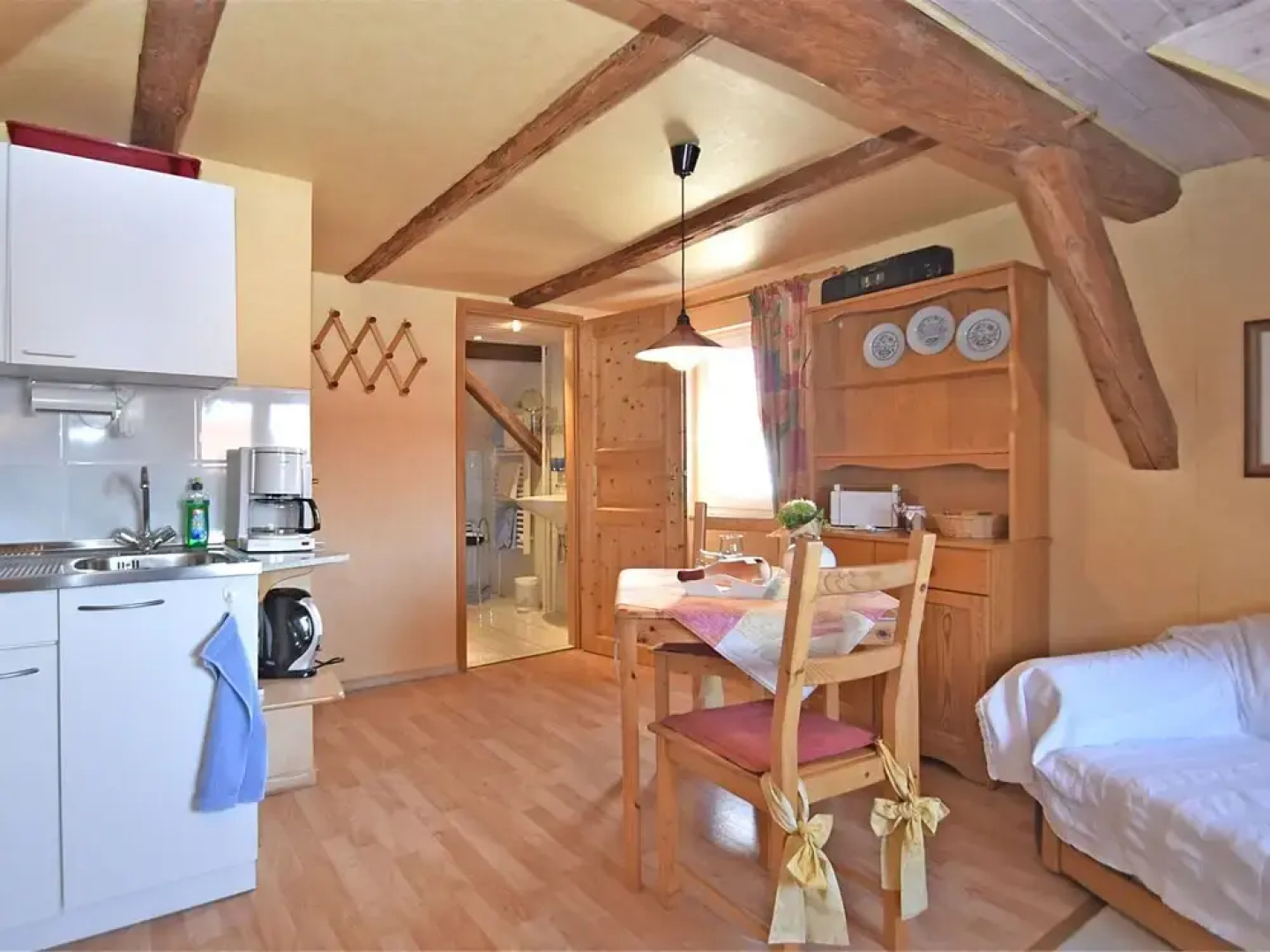 Small Apartment in Bad Tabarz in Thuringia With use of Garden and Pool