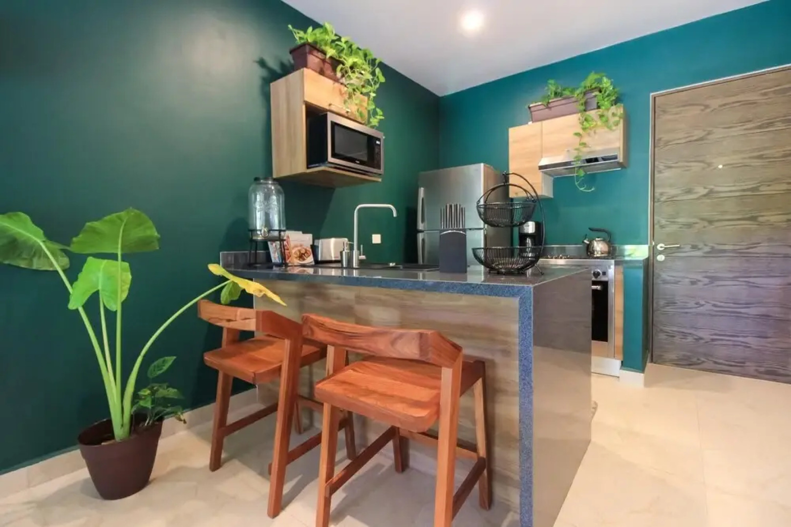 Stylish Wonderful 1BR Loft Private Lounge Terrace Jungle Vibes
