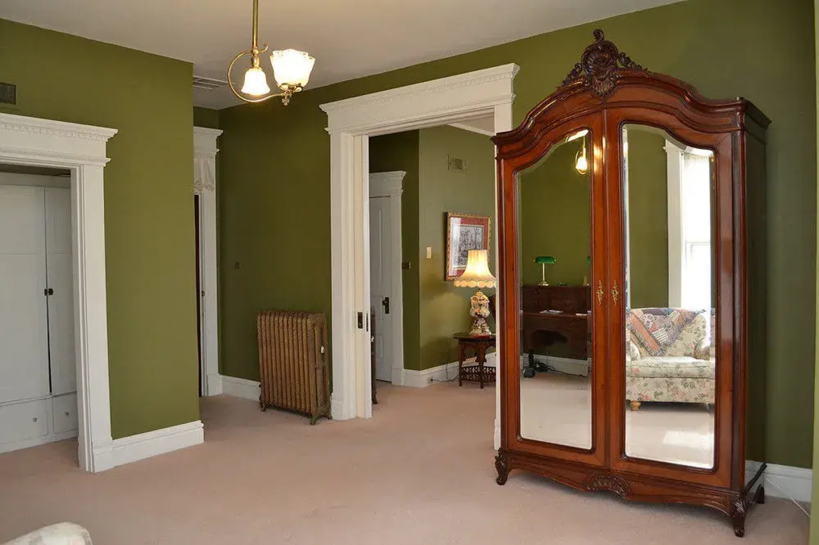 The Grand Anne Bed and Breakfast