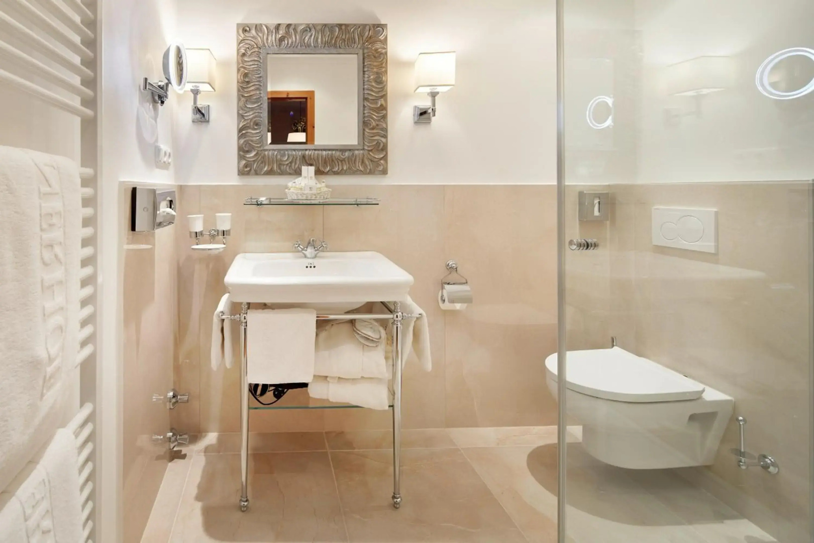 Landsitz Römerhof - Hotel Apartments