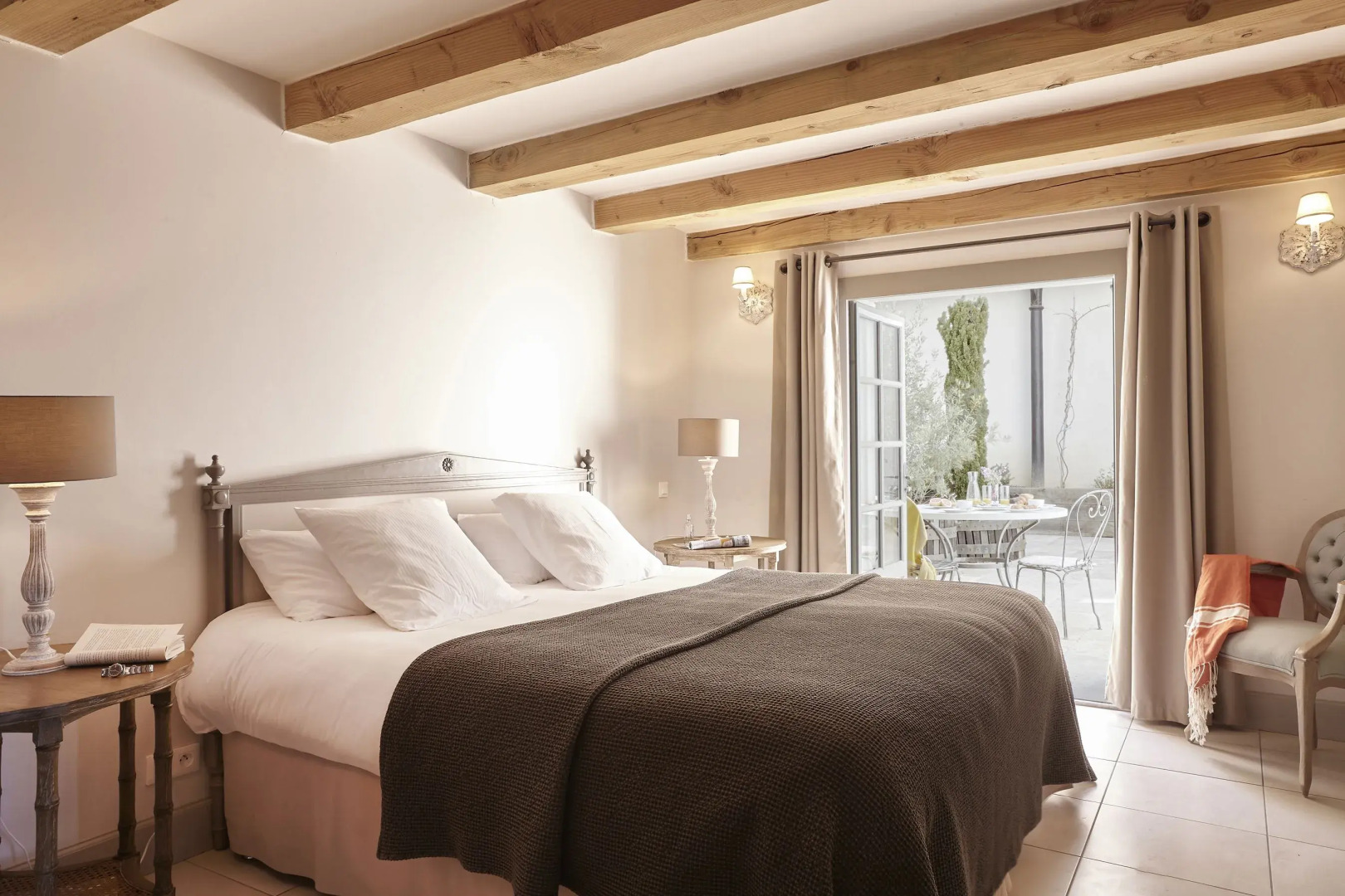 Château Saint Pierre de Serjac