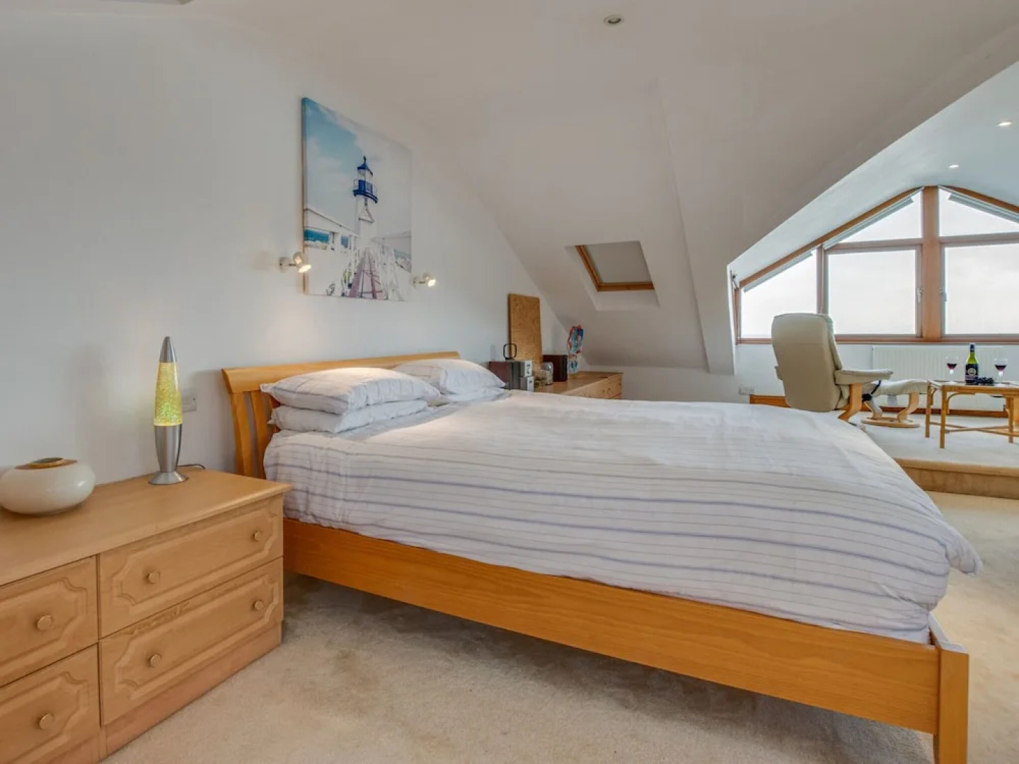 Wonderful Holiday Home With Beautiful Views and Sliding Doors to a Luxury Terrace