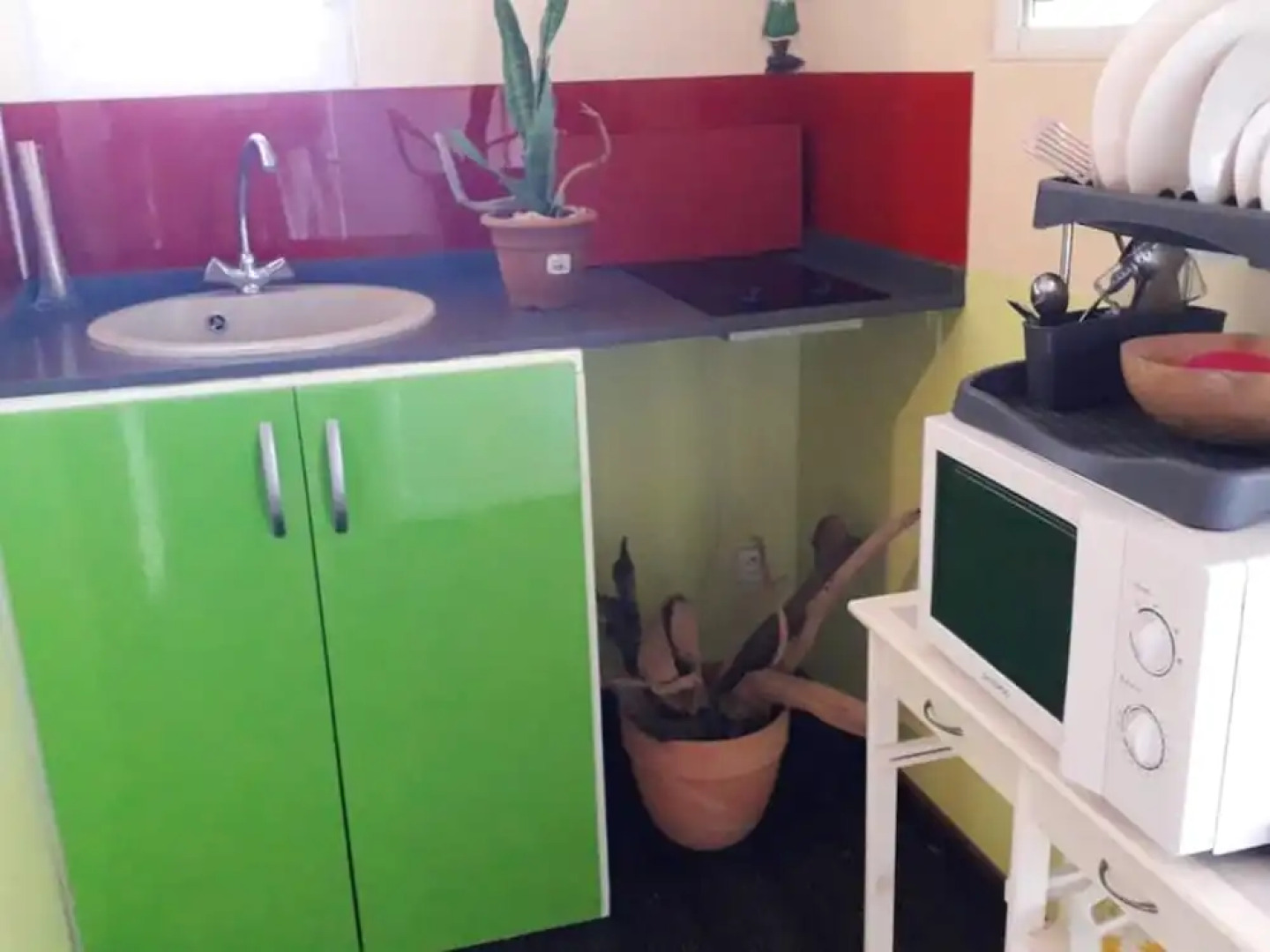 House With one Bedroom in La Trinité, With Furnished Terrace and Wifi