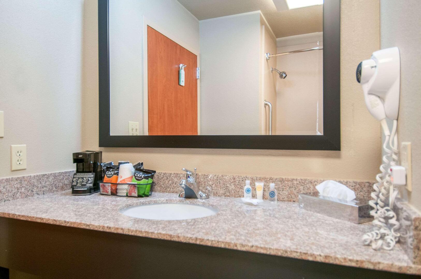 Comfort Inn & Suites Pauls Valley - City Lake