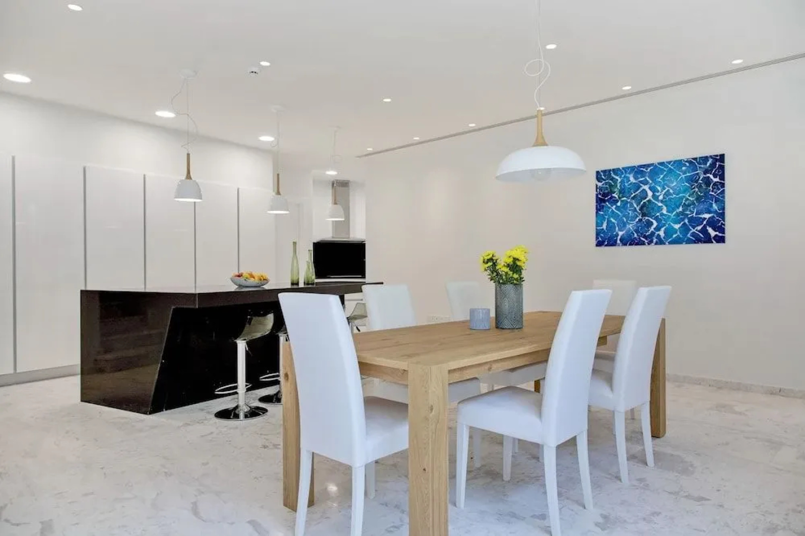 Sea Pearl Beachfront Elite Residences