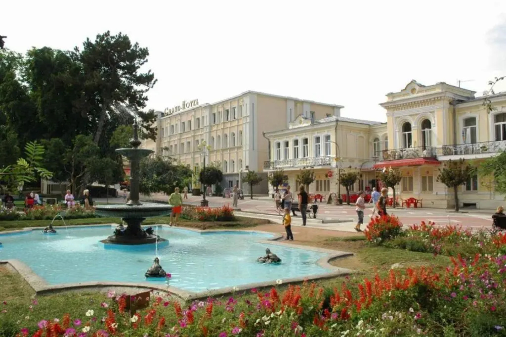 Гранд Отель