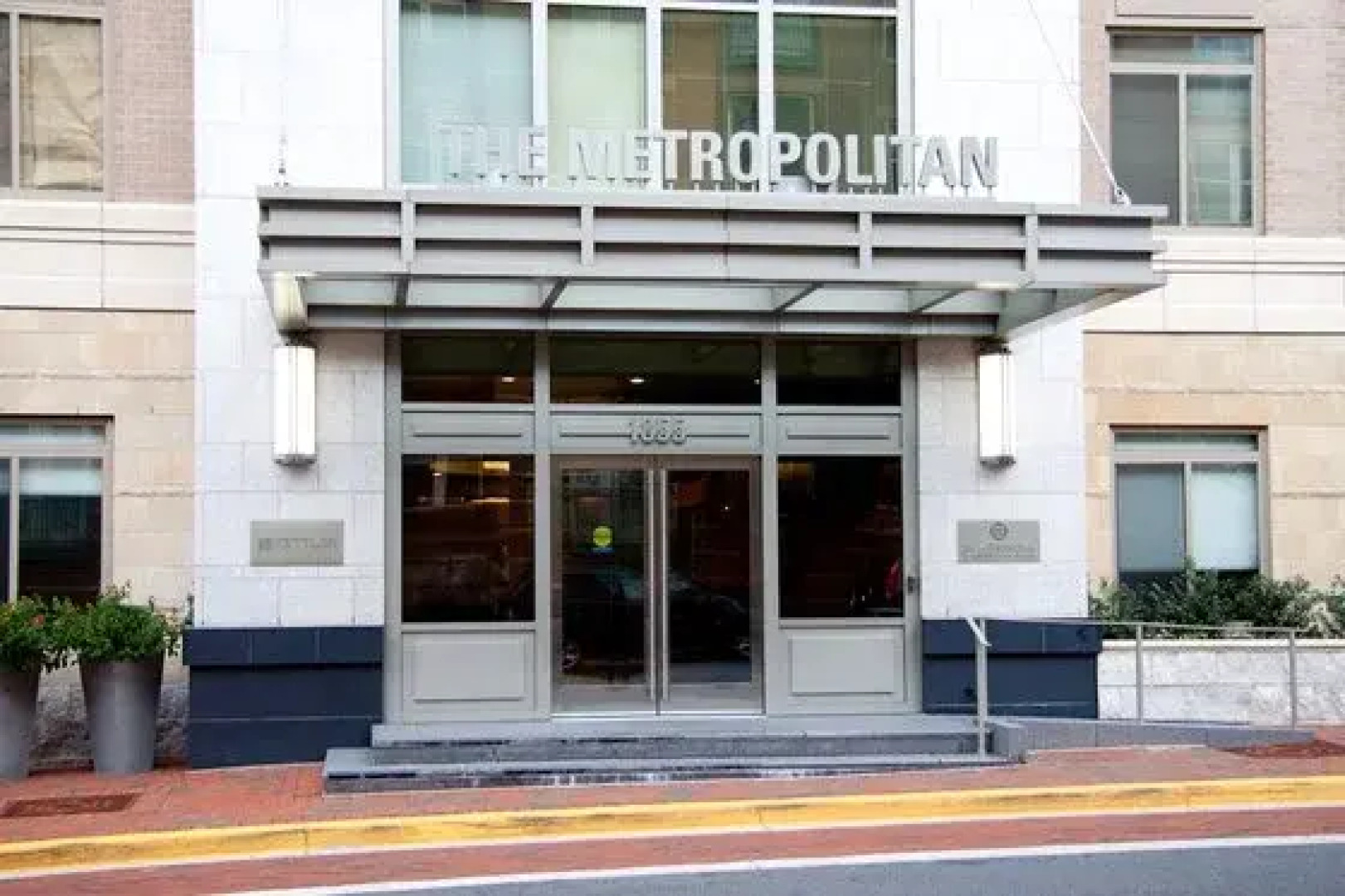 The Metropolitan at Reston Town Center