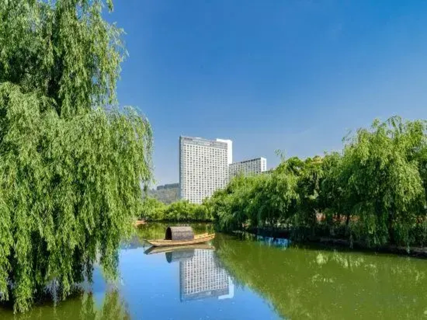 Fuxian Lake Lan'an Holiday Hotel