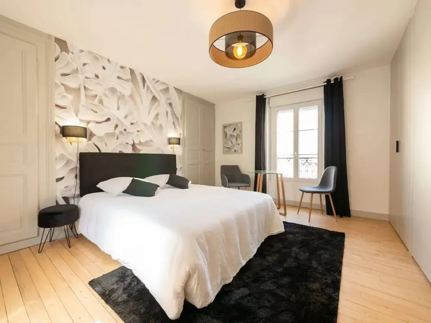 Relax & Recharge: Elegant Home With Sauna