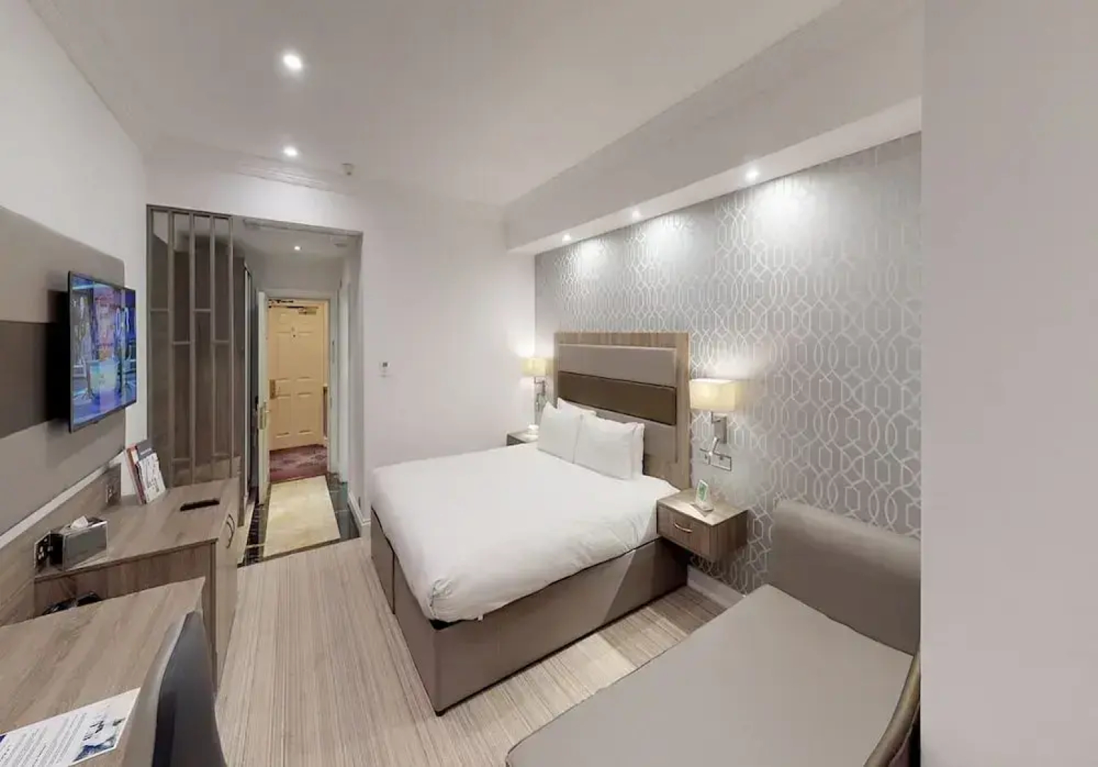 The Tong Park Hotel
