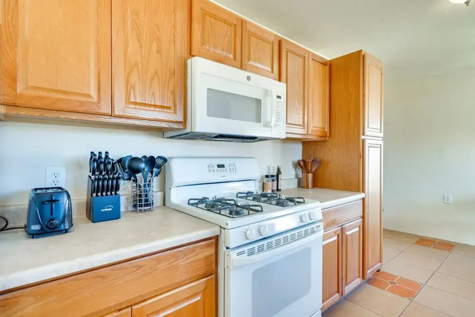 Bright Bisbee Home ~ 6 Mi to Downtown!