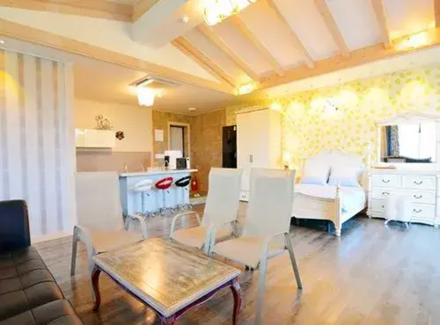 Gangneung Herbhill House Pension