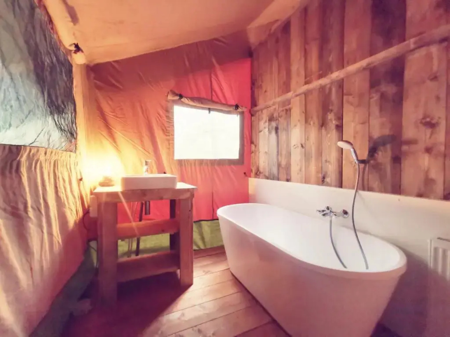 Safaritents & Glamping by Outdoors