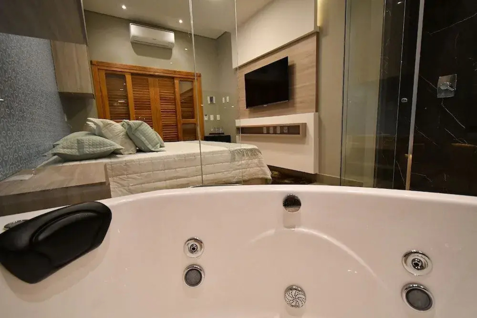 Chão De Folhas Pousada