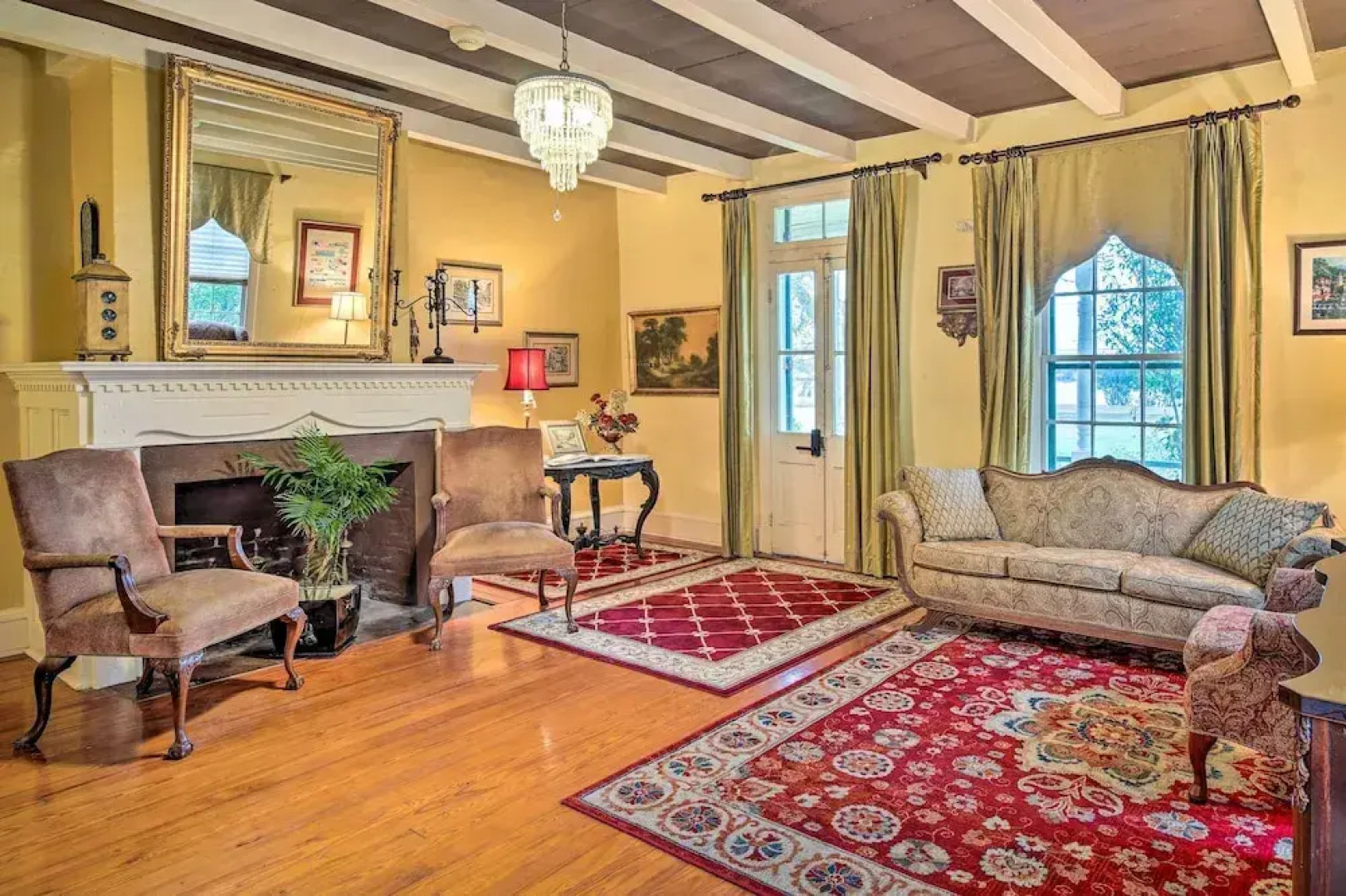 Vintage Louisiana Vacation Rental Home