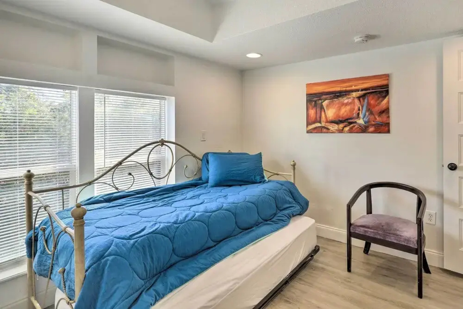 Pet-friendly Home w/ Deck - 6 Mi to Cocoa Village!