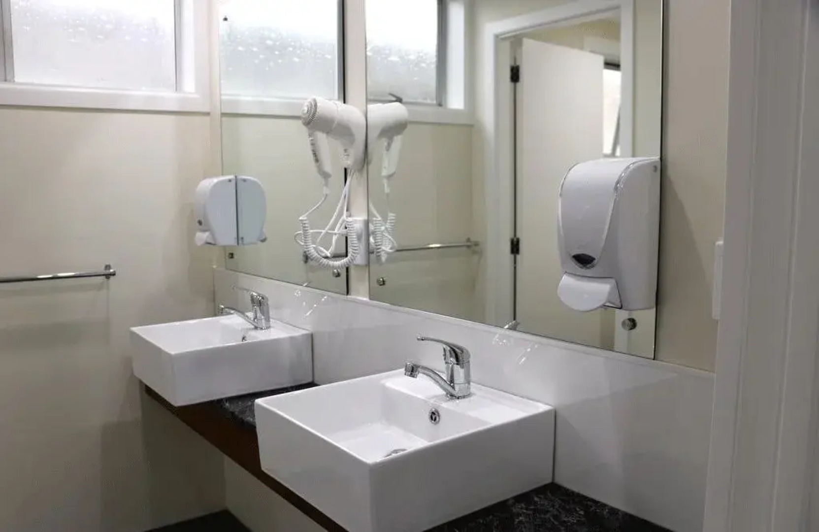 Oxford Queenette Backpackers