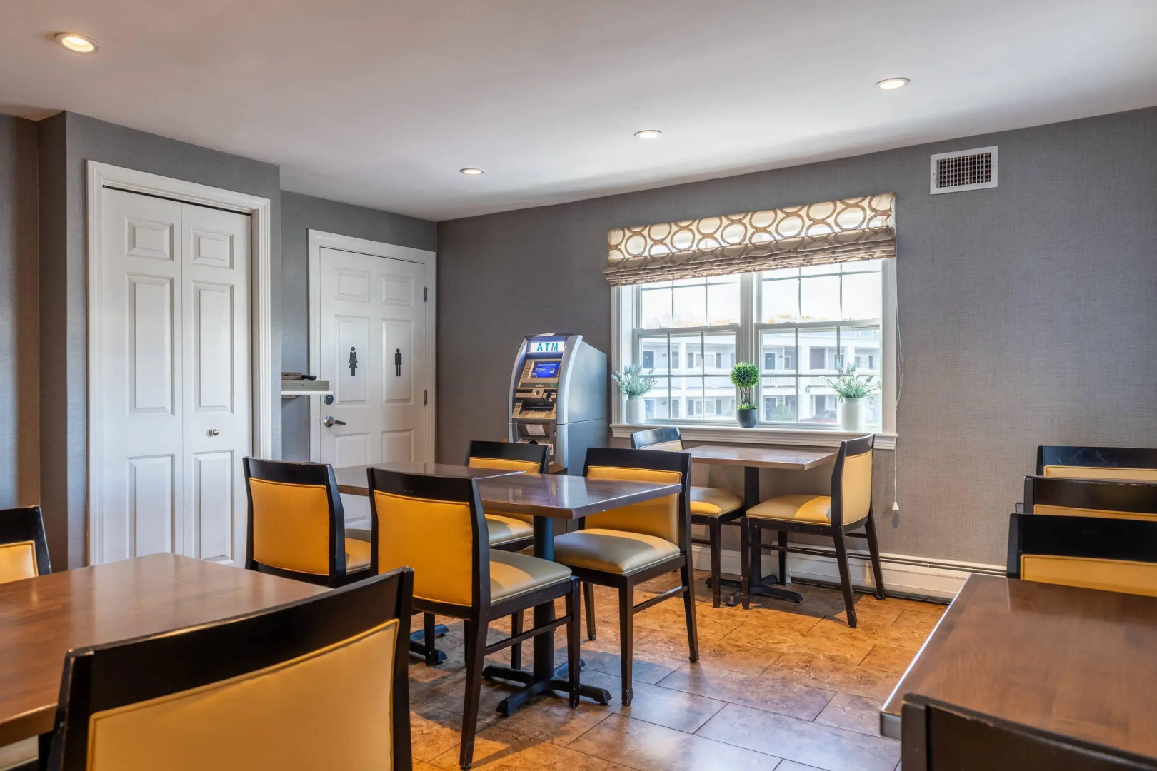 Port Inn and Suites Portsmouth, an Ascend Collection Hotel