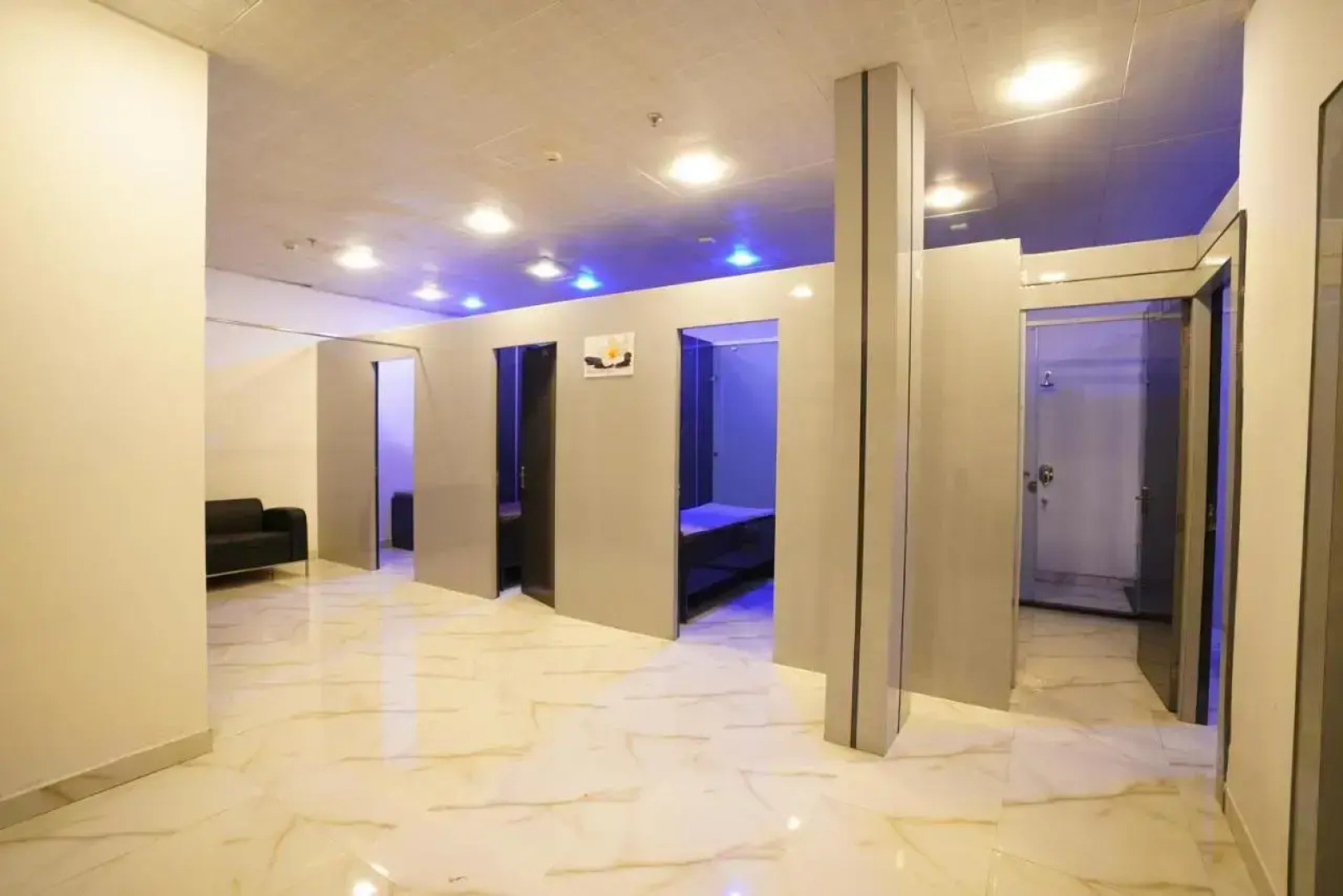 Hotel Idhayan Palace