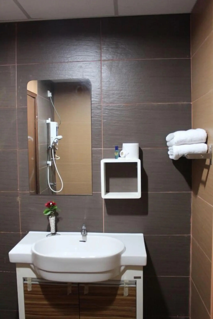 Quinara Al Safir Resort