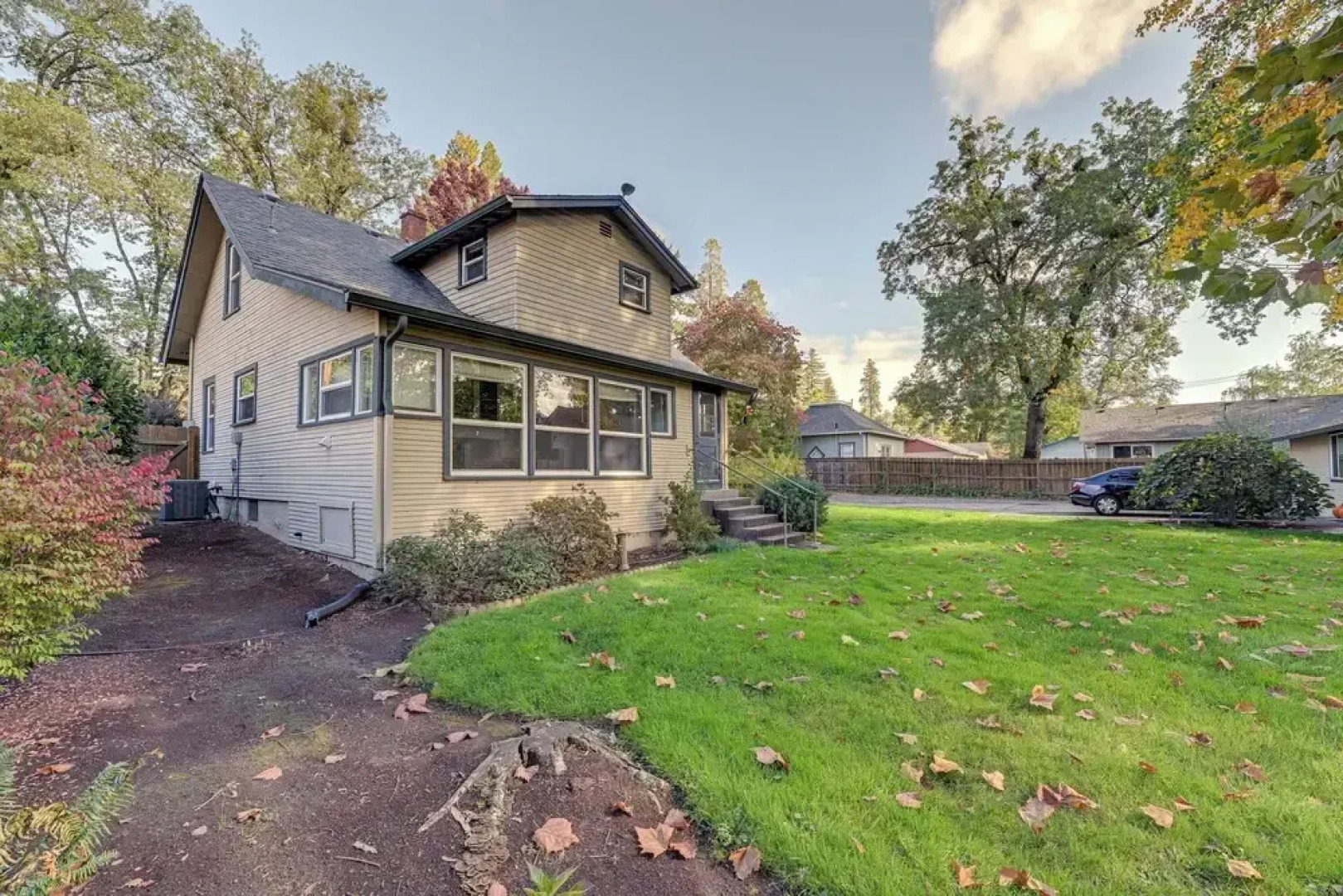 Cozy Grants Pass Home ~ 9 Mi to Rogue River Access