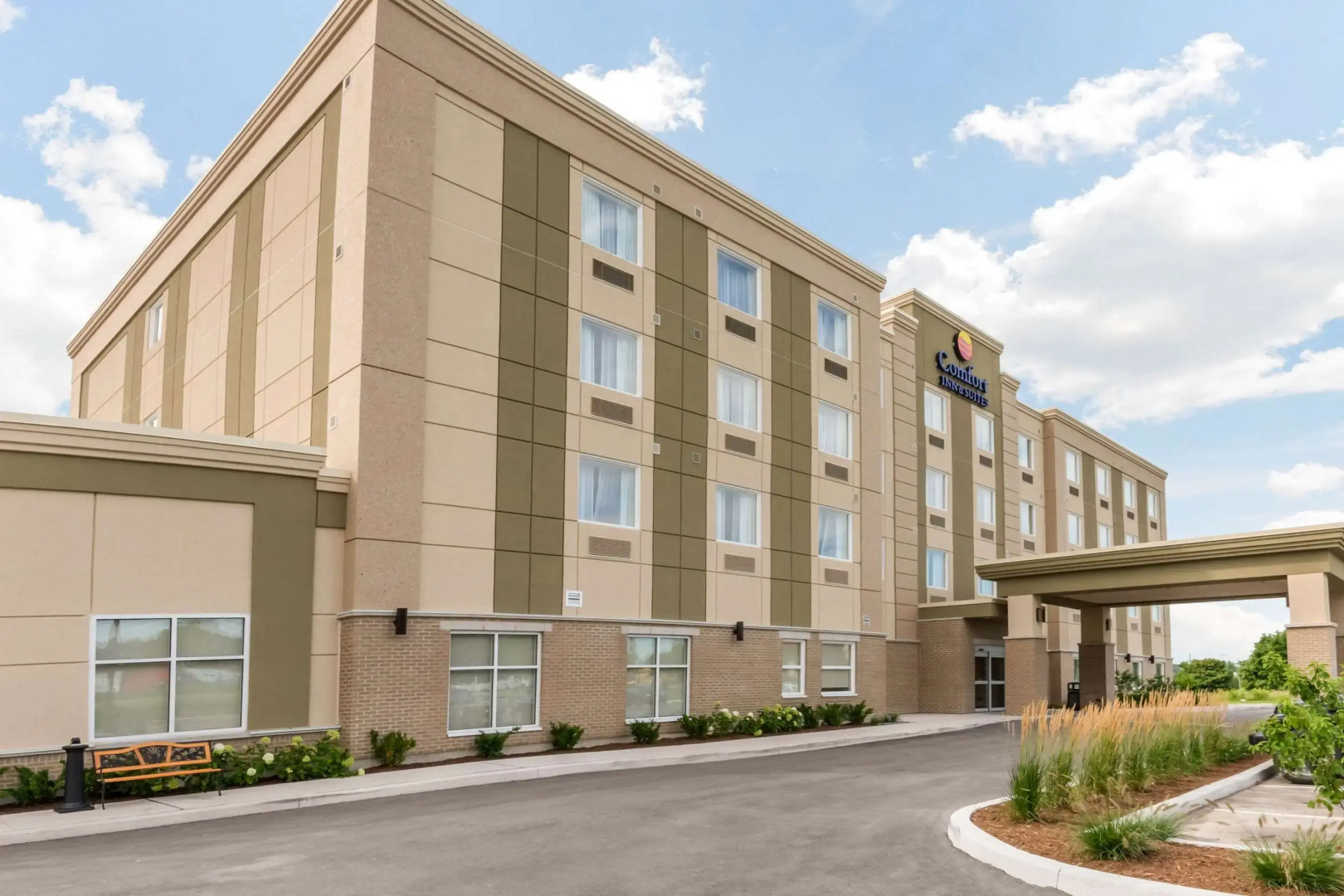Comfort Inn & Suites