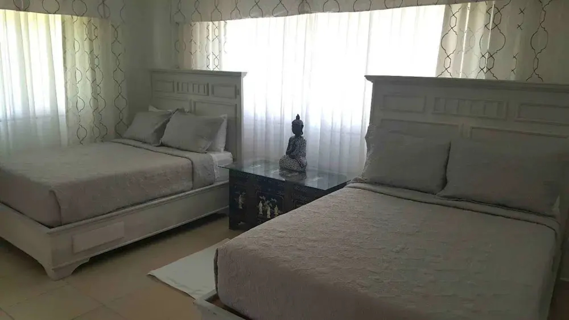 Villa in Metro Country Club