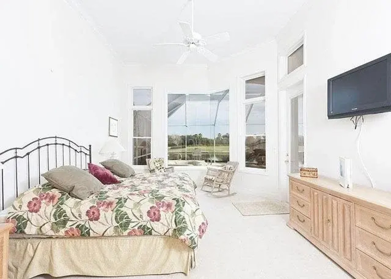 Bahama Mama 4 Br home by RedAwning