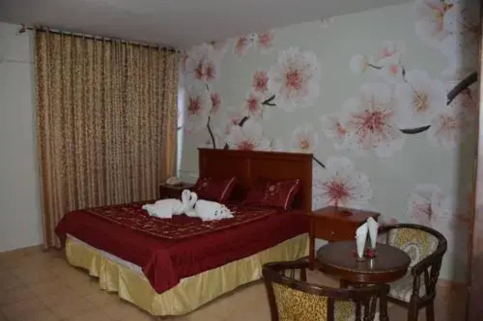 El Mirador Hotel