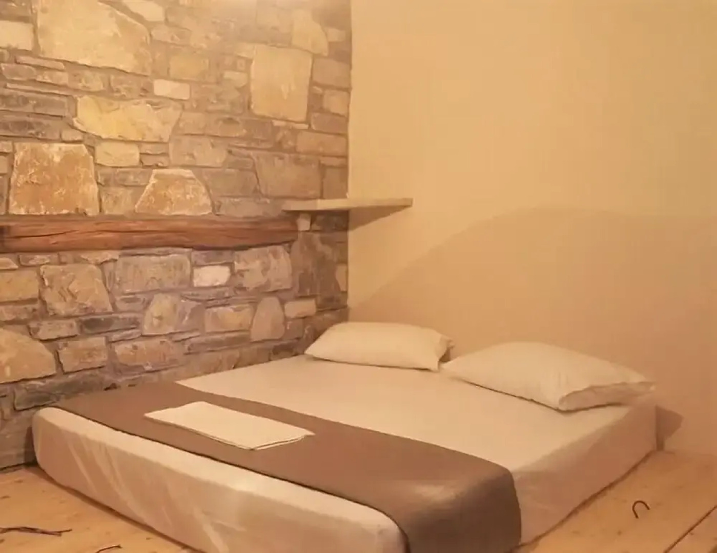 Victoria's Country Apartments