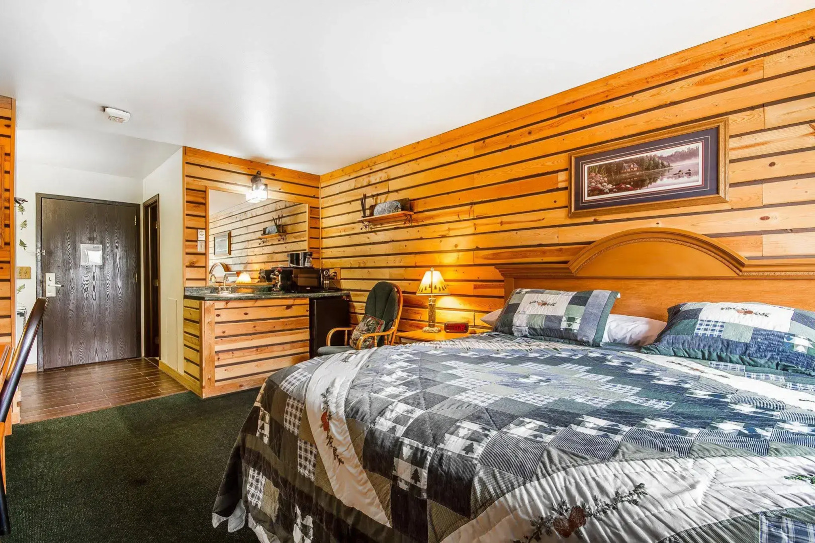 Rodeway Inn & Suites Madison East