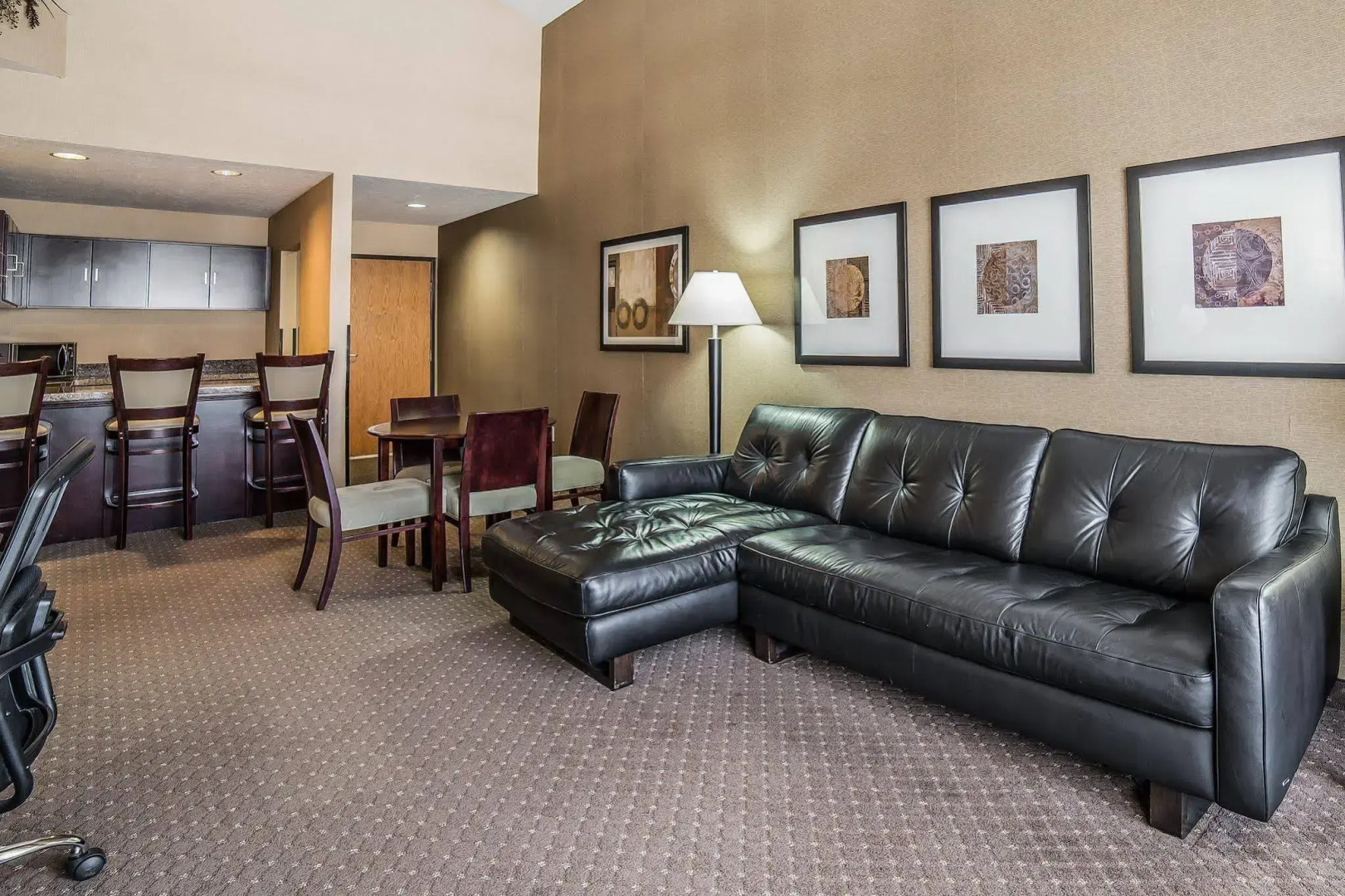 Comfort Suites Ogden Conference Center