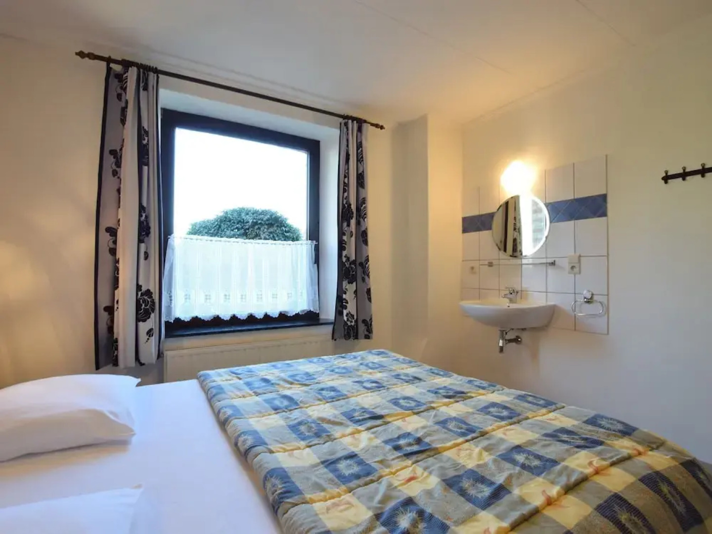 Spacious Holiday Home Near Bastogne