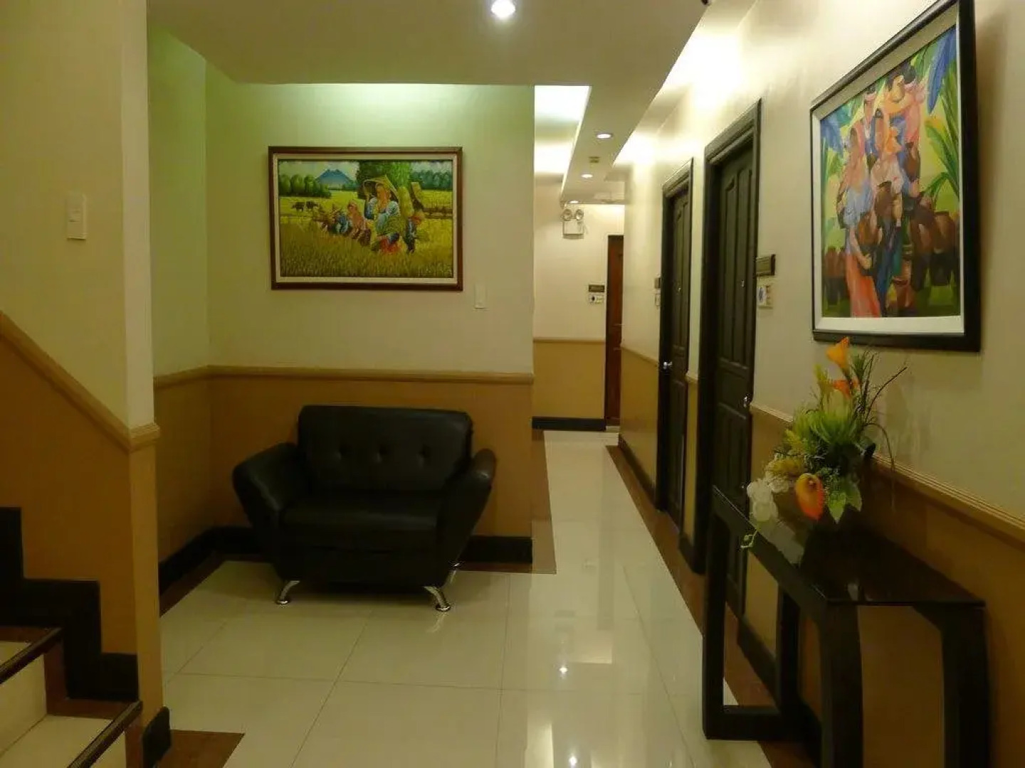 Siayan Travellers Inn