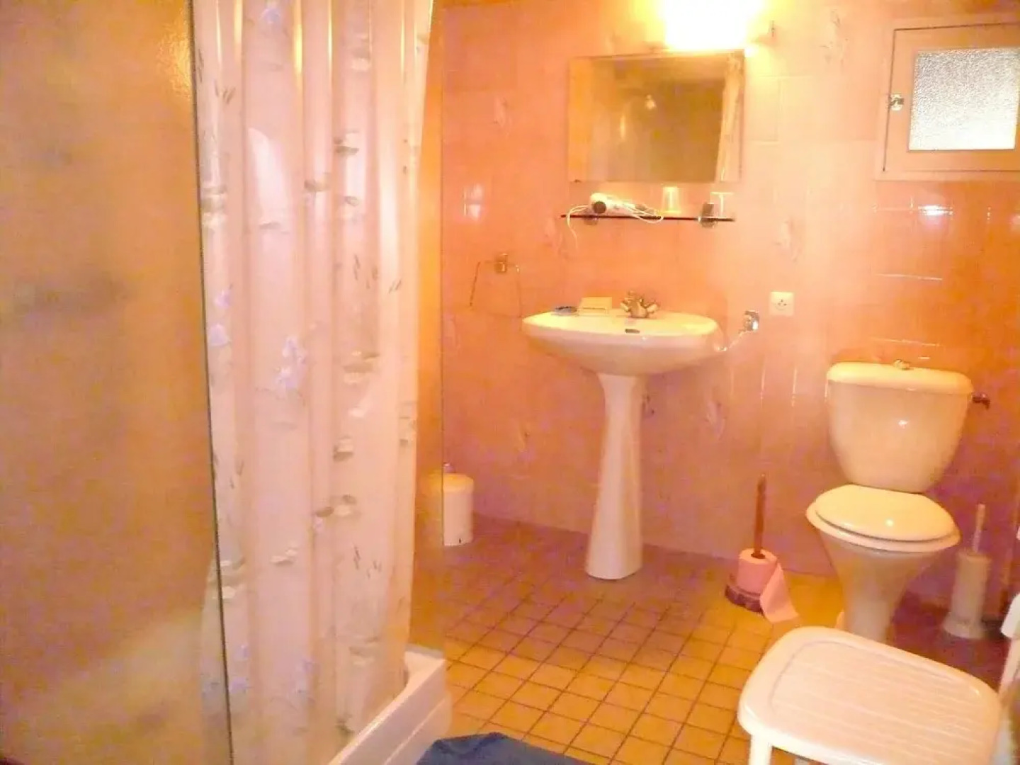 House With 4 Bedrooms in Castillon-la-bataille, With Enclosed Garden a