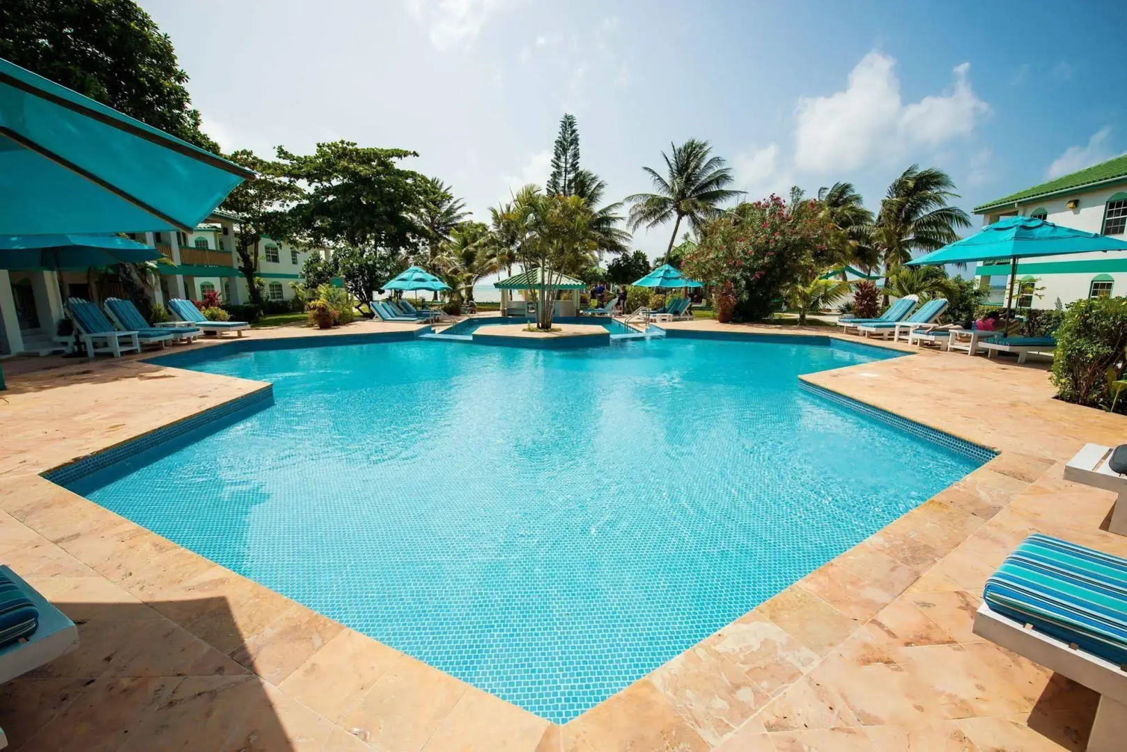 Banyan Bay Suites