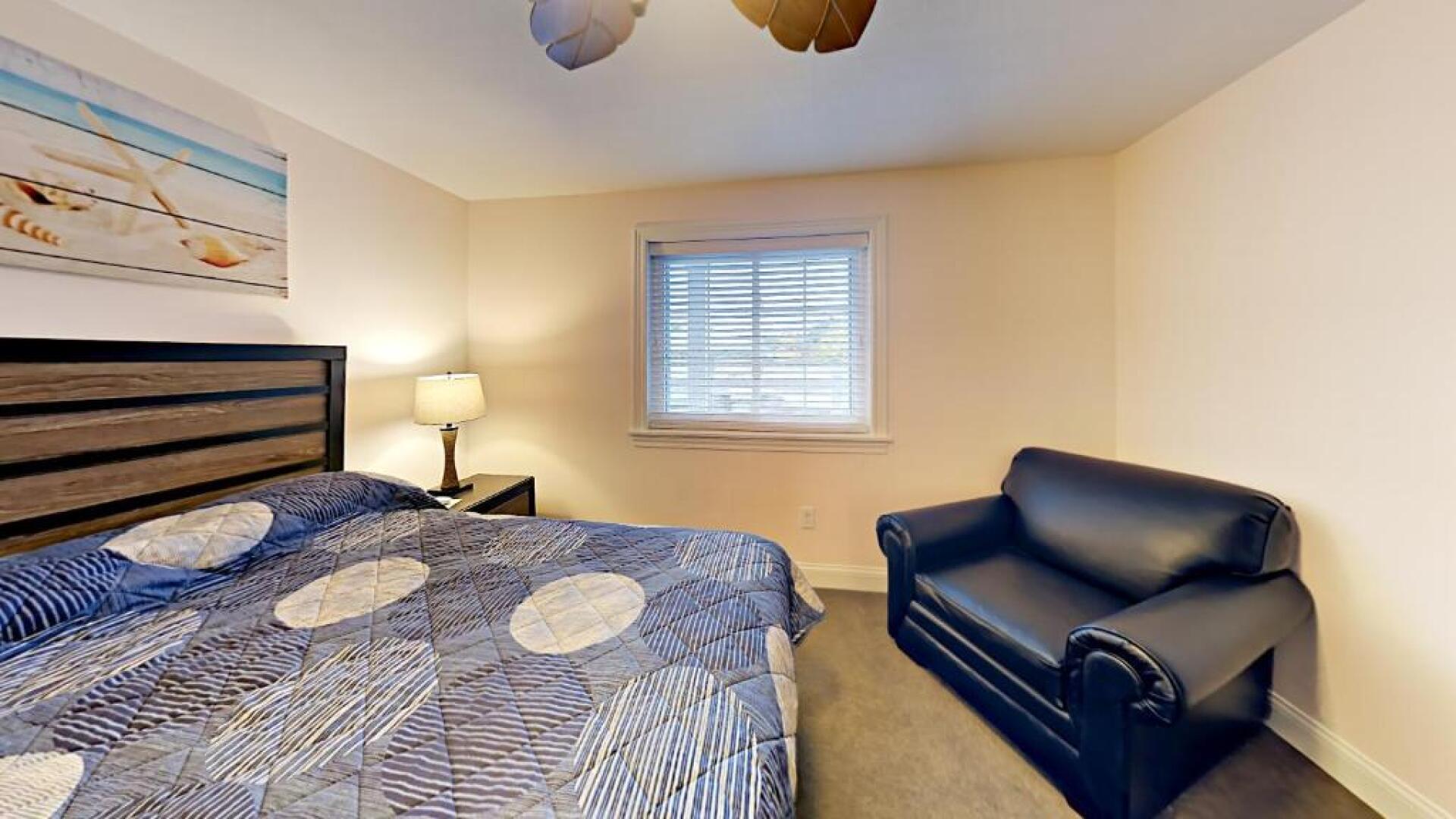 Put-in-Bay Waterfront Condo #105