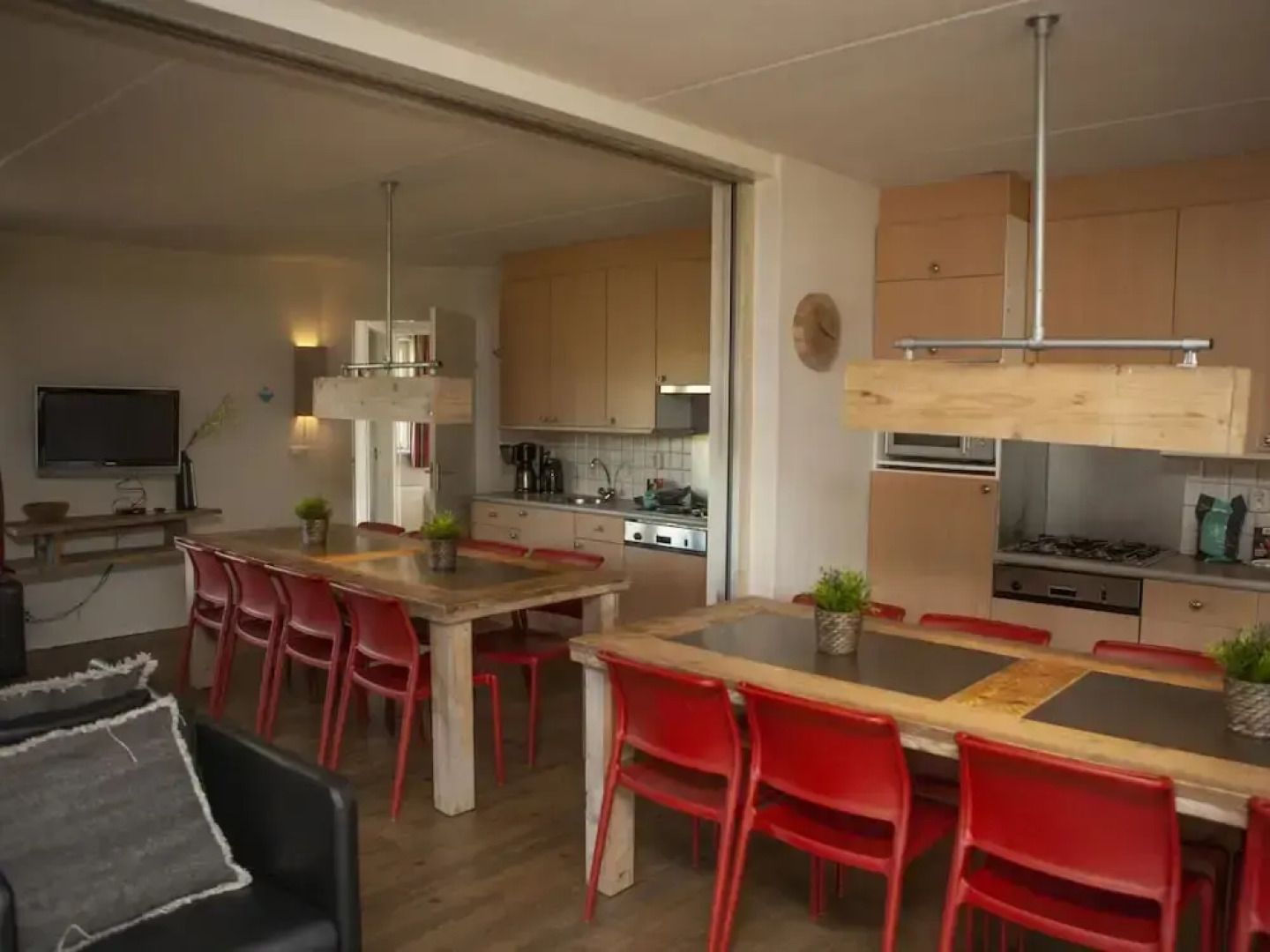 Combined Bungalow with Decorative Fireplace near Veluwe