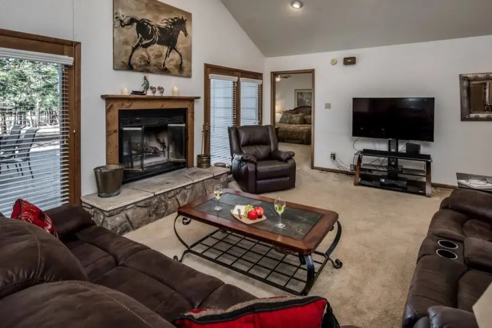 Angulo - Three Bedroom Cabin