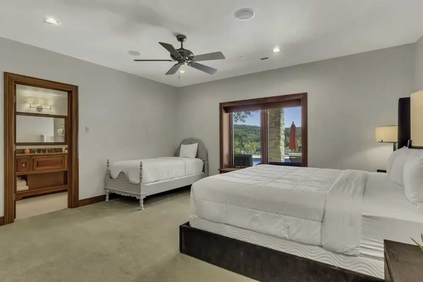 Tuckers Cove 7 Bedroom Home by RedAwning