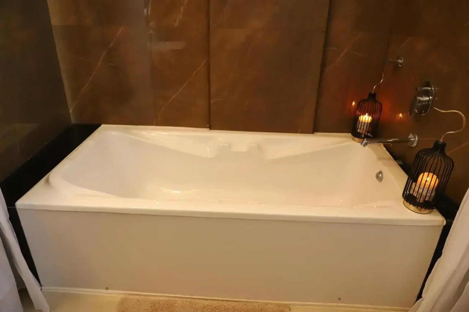 Saffronstays Mountain Nest