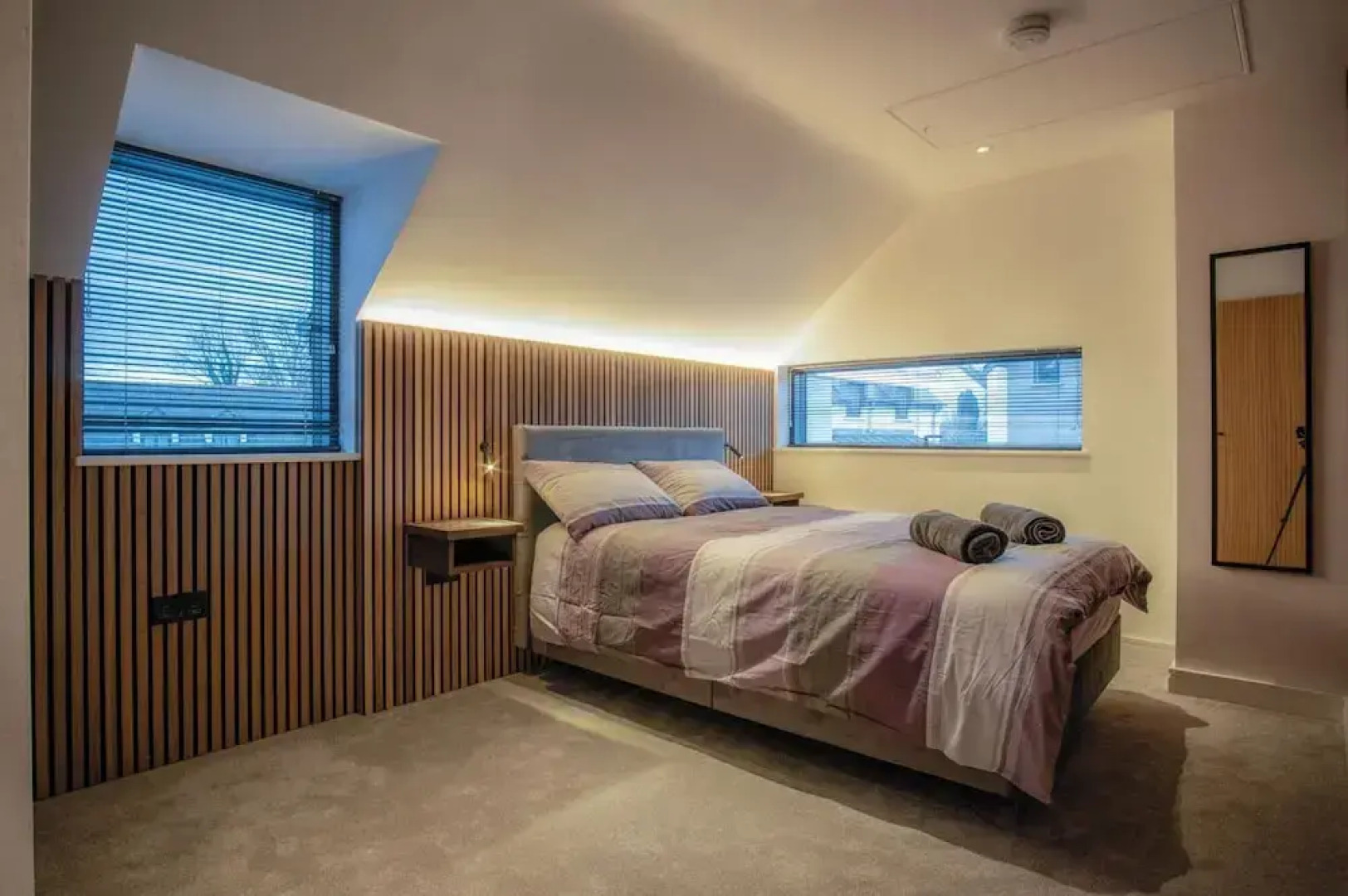 Ty Cyfoes - Luxurious 4 Bedroom - St. Florence