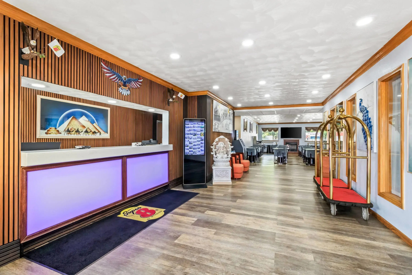 Super 8 by Wyndham Uniontown PA