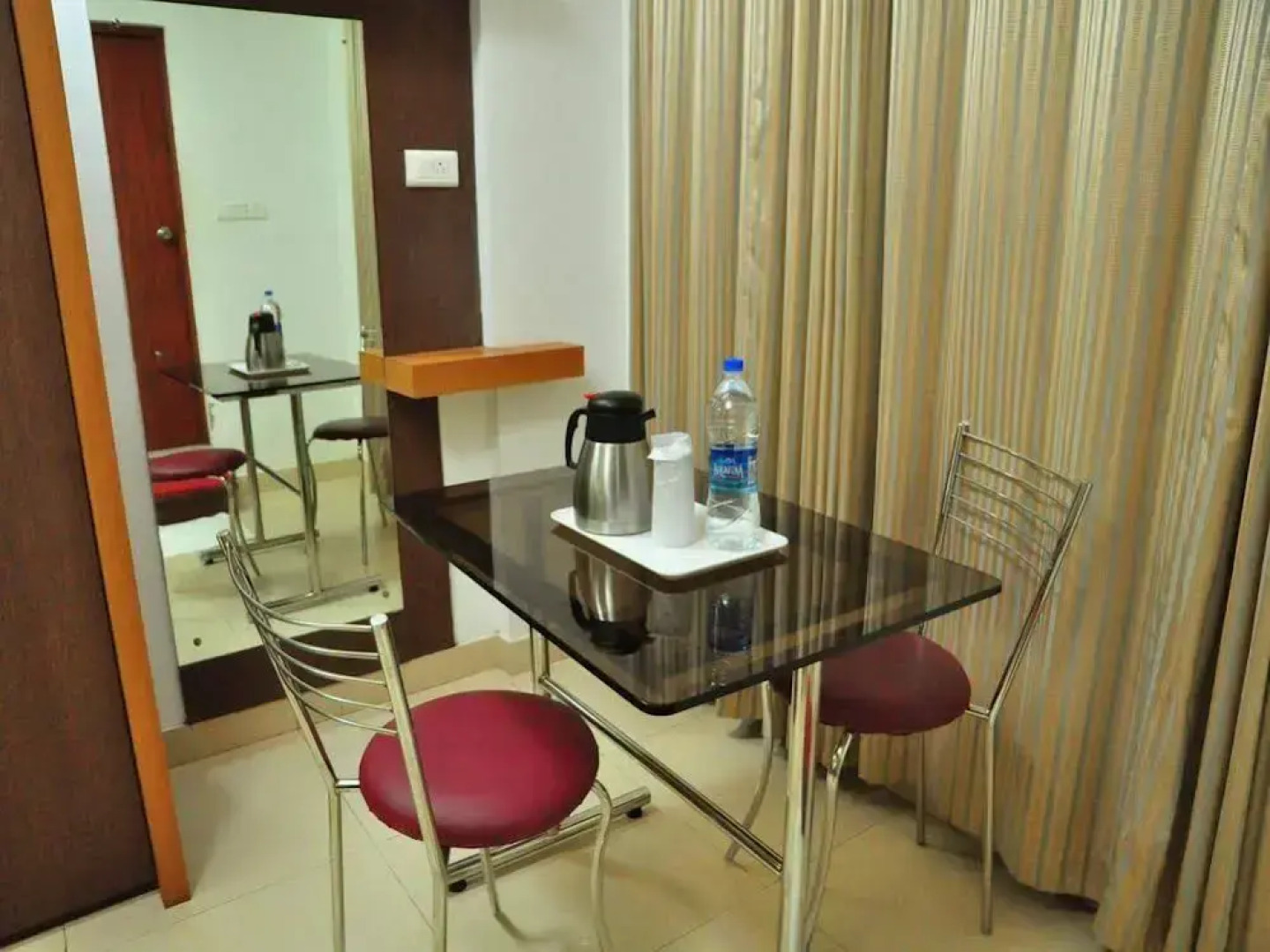 OYO Premium Calicut Railway Station